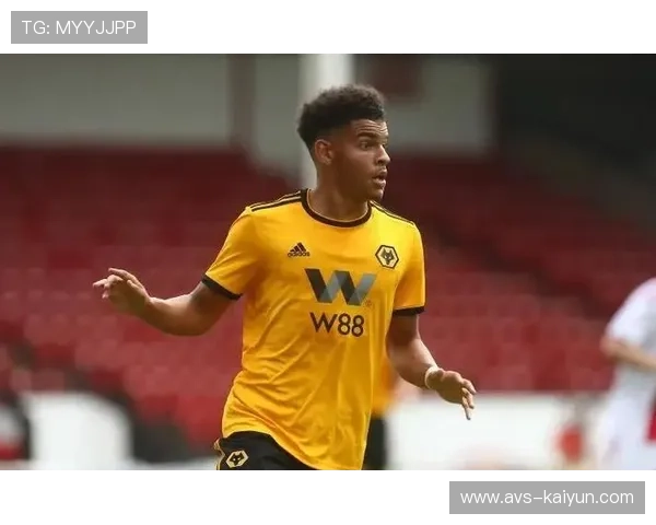 诺丁汉森林1-3维拉,吉布斯-怀特破门难掩败局 诺丁汉森林1-3维拉,吉布斯-怀特破门难掩败局