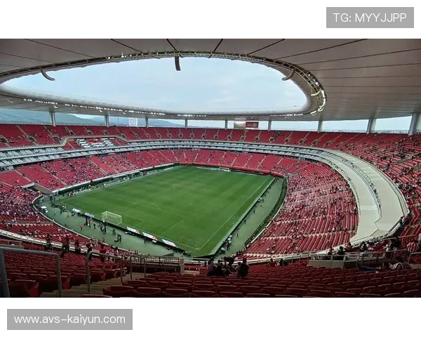 阿兹特克球场翻修工程进展缓慢，确认无法在世界杯前100%完工